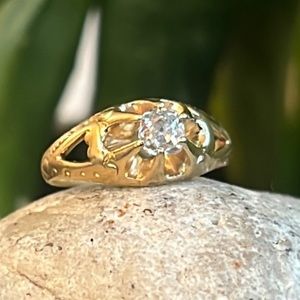 14 karat gold, and diamond ring